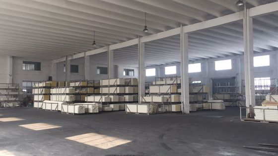 Servicio de procesamiento de moldeado de rodillos cerámicos de alumina refractarios a alta temperatura para hornos de rodillos