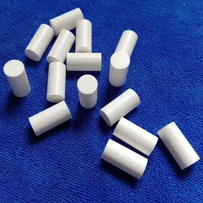 Materia prima cerámica de grado industrial ZTA en polvo o gránulos para el número CAS 1344-28-1